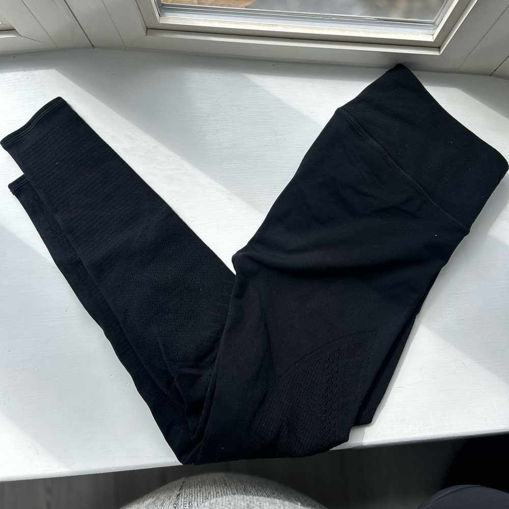 Lululemon Athletica Black Top